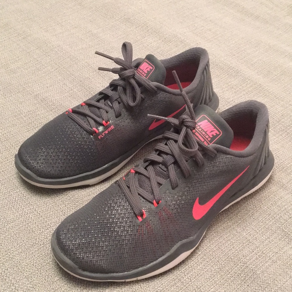 dunk low white navy red